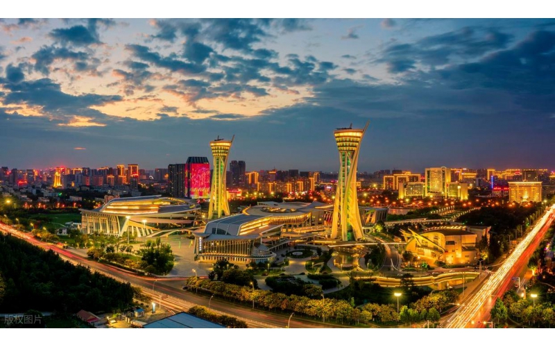 山東原實科技，煥彩濰坊樓體夜景亮化工程